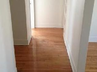 9043 S Escanaba Ave #3, Chicago, IL 60617
