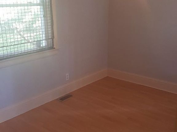 4th image of 2311 Fearer Ave
