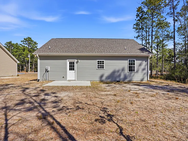1040 Beaufort Rd — Photo 21