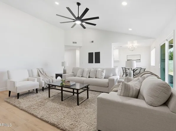 2452 E Juanita Avenue, Mesa, AZ 85204