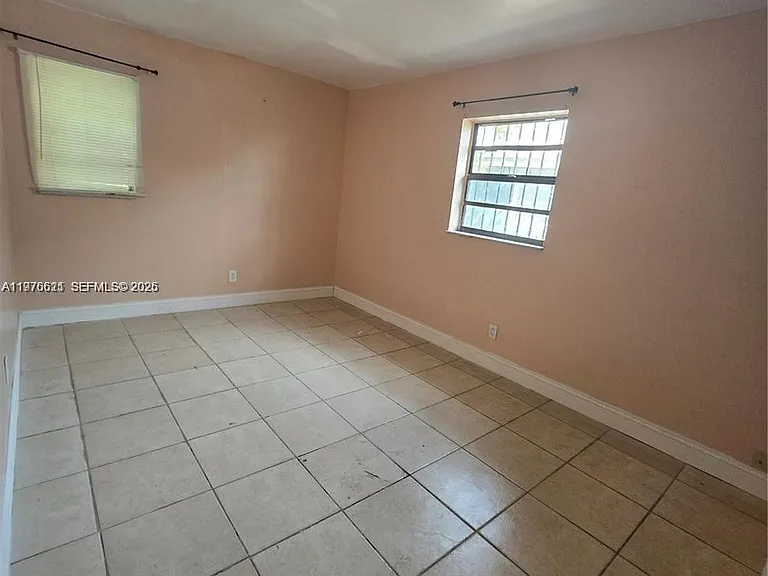 2111 NW 26th Ave — Photo 6