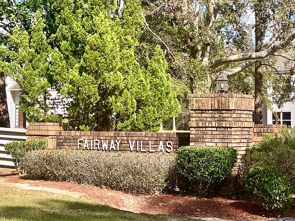 3rd image of 8112 Fairway Villa Dr