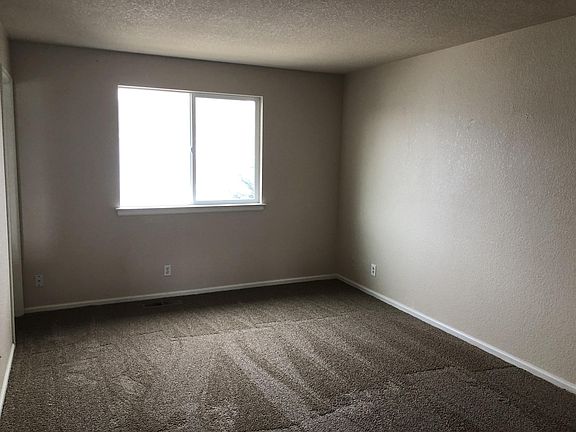 3rd image of 18818 E 58th Ave #1