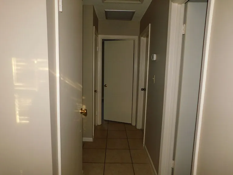 3846 Manor Ct — Photo 13