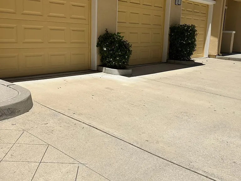 de Tolosa Ranch Apartments — Photo 34