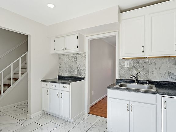 5th image of 1338 Redbud Ct