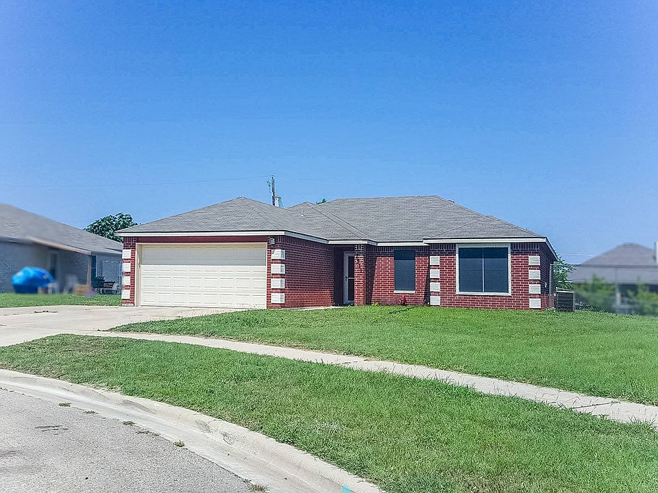 1st image of 2511 Thoroughbred Dr