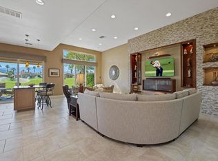509 Desert Holly Dr, Palm Desert, CA 92211