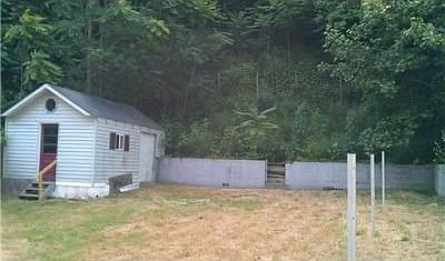 2nd image of 307 Dry Branch Dr