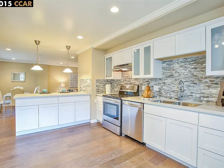 1440 Walnut St #A — Photo 5