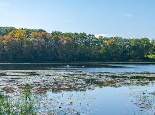 797 Ferndale Rd N, Wayzata, MN 55391