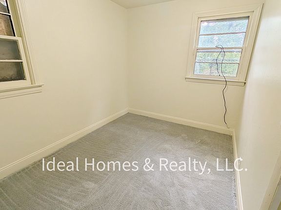 5th image of 3061 Raywood St