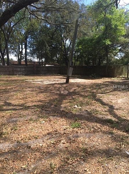 2nd image of 1523 Rowe Ave
