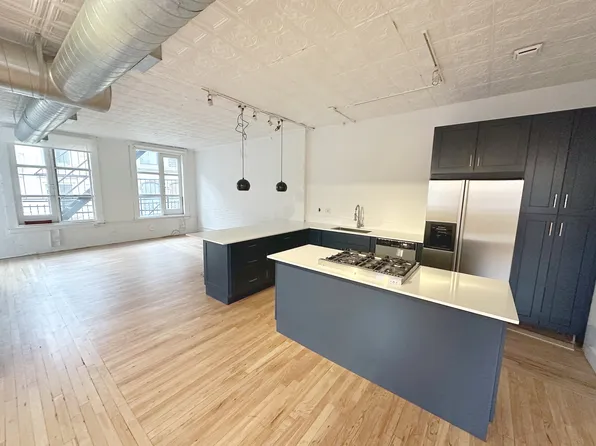 12 White Street image 1 of 37