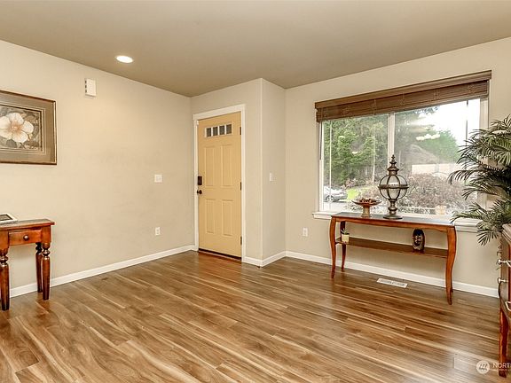 2nd image of 19205 87th Avenue Ct E