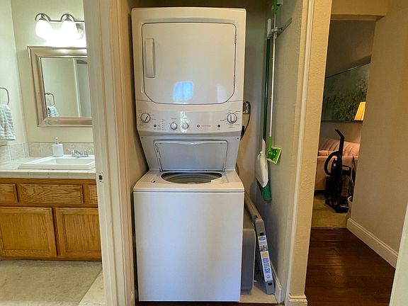 Laundry: Washer and Dryer