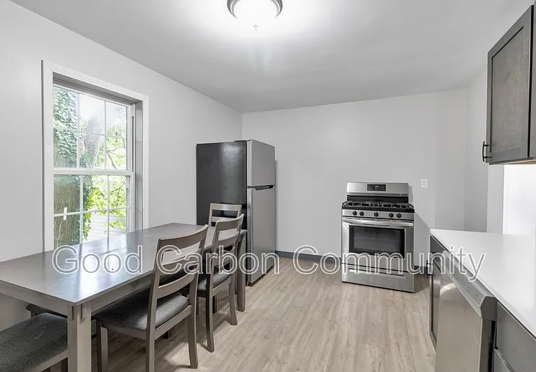48 Water St #203 — Photo 3
