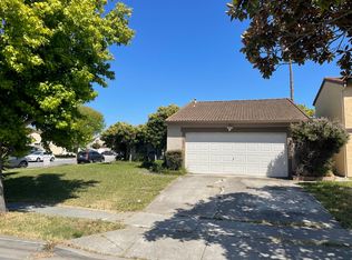 1 Fell Cir, Salinas, CA 93907