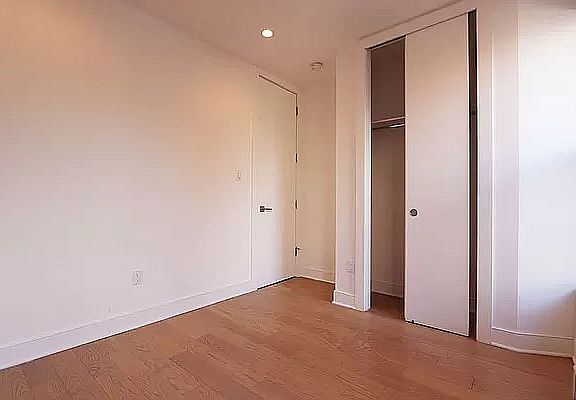 5th image of 1910 3rd Ave #4R