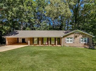 4203 Woodland Forrest Dr, Tuscaloosa, AL 35405