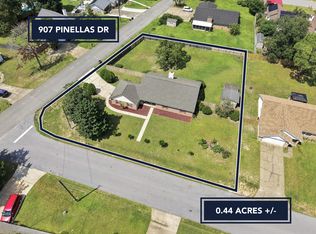 907 Pinellas Dr, Crestview, FL 32536