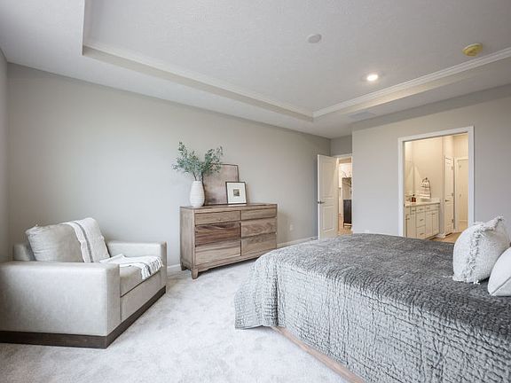 Luxurious Owner s Suite