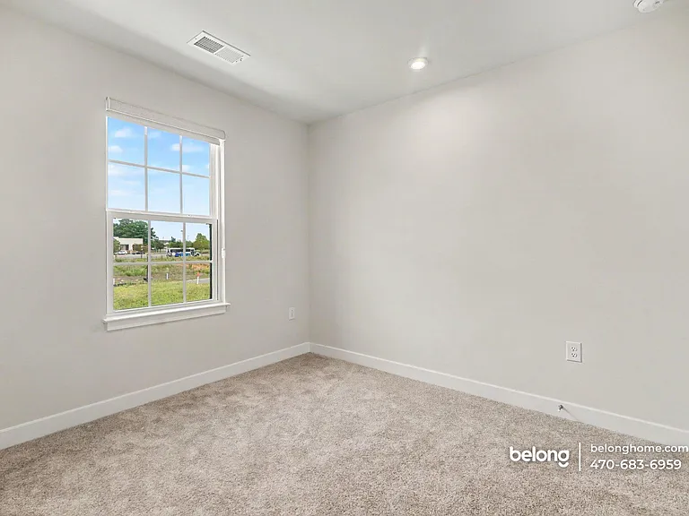 3020 Zuma St — Photo 12