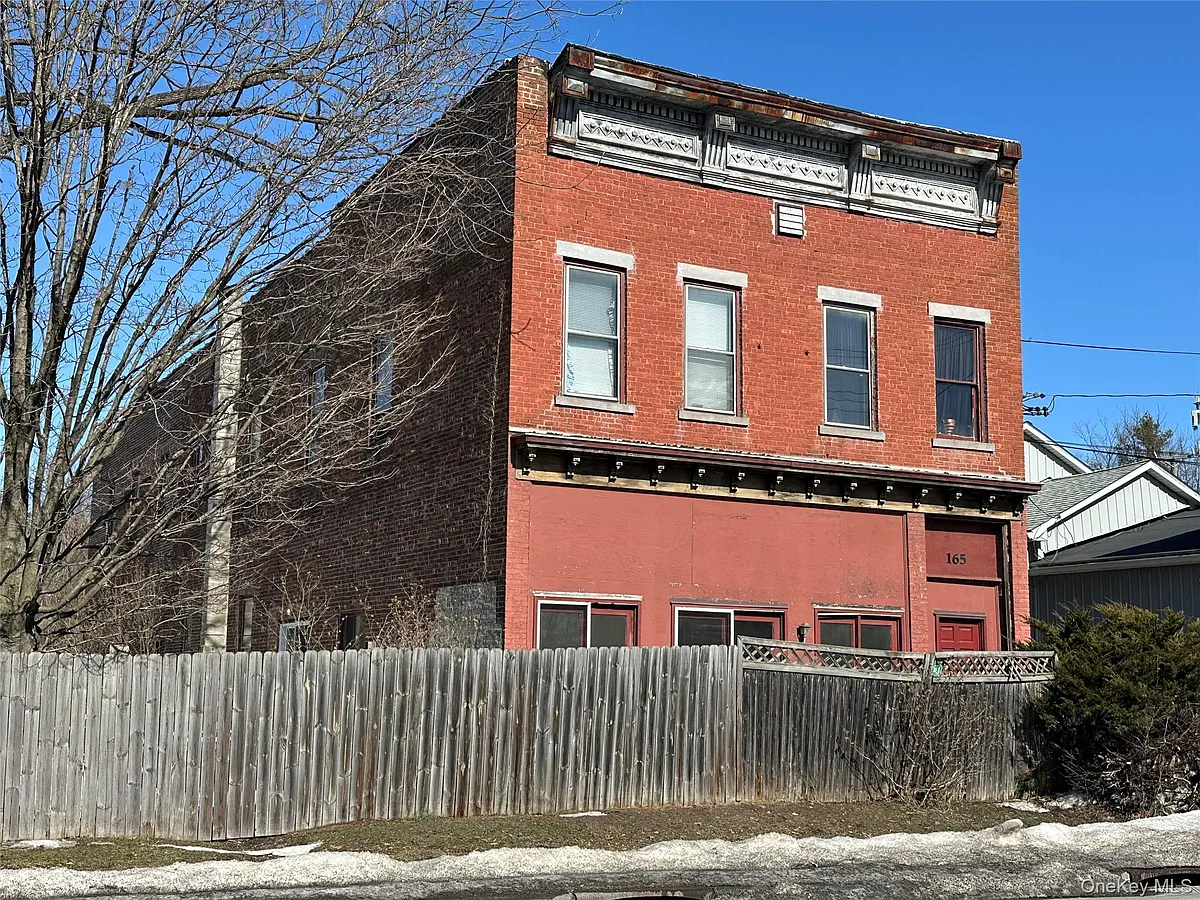 Building Photo - 165 Ulster Ave #8