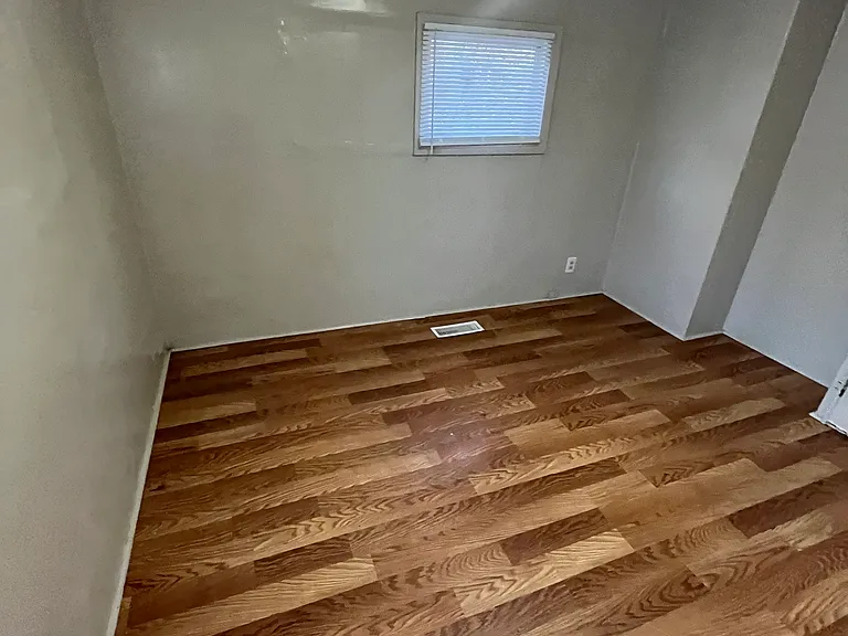 1822 Melrose Ave NW — Photo 14