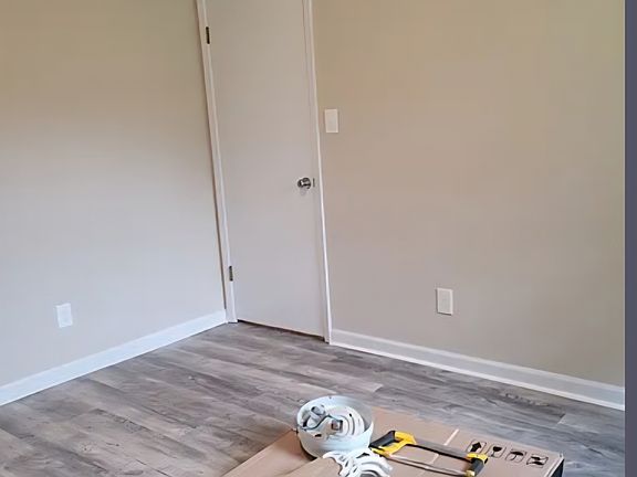3rd image of 206 Rock St Unit A