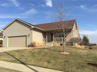 2420 N 7th Ave E, Newton, IA 50208