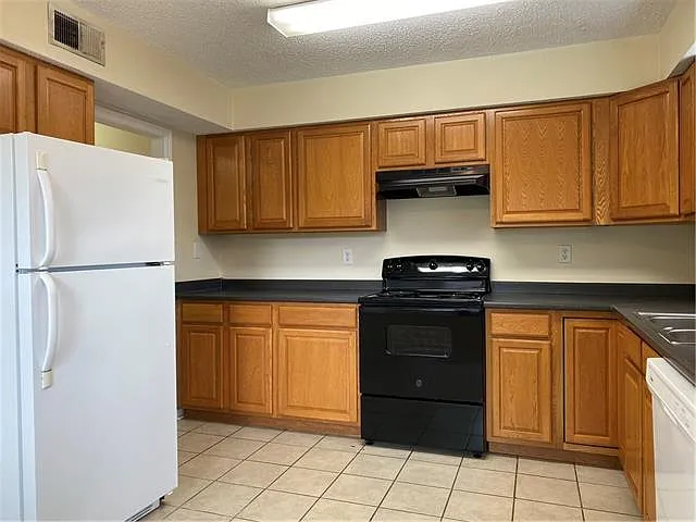 3709 Terrie Ct — Photo 4