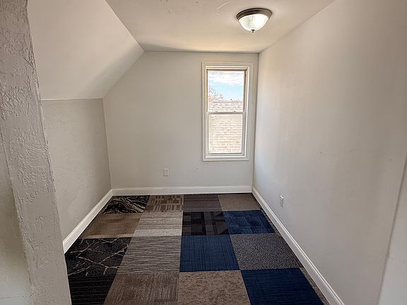 5th image of 1230 Center St #3