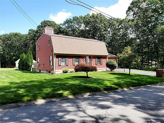2nd image of 1066 Central Ave