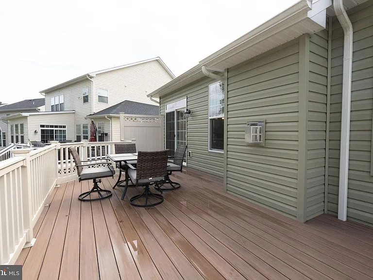 1113 Chevron Rd — Photo 33