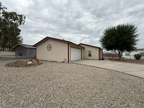 4818 S Baronsgate Way — Photo 2