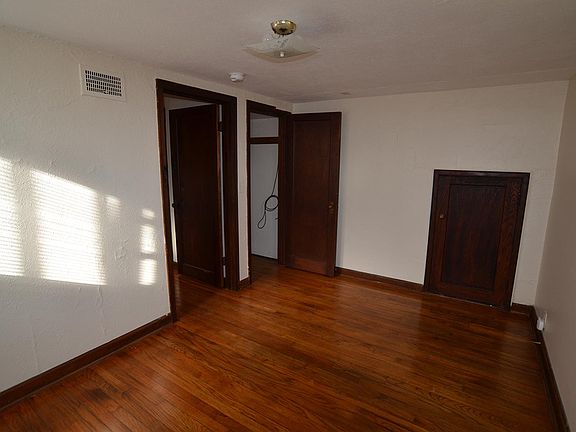 4th image of 1425 S 11th St APT 5