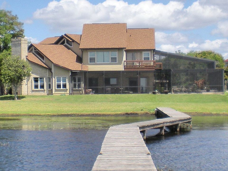 2nd image of 1484 Riviera Dr