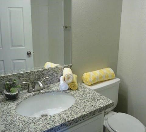 4th image of 13385 Longbow Ct