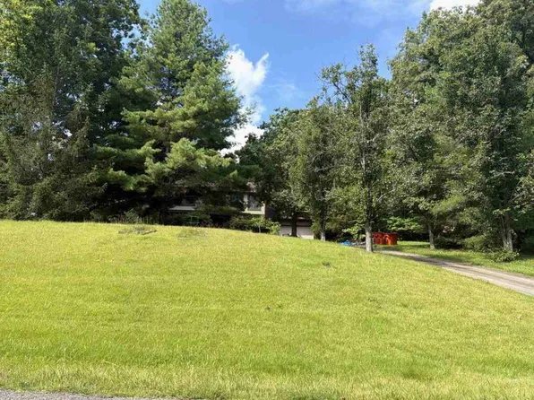 38 Bittersweet Dr, Elizabethtown, KY 42701