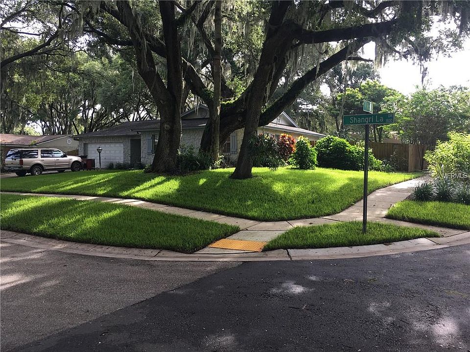 2nd image of 801 Shangri La Dr