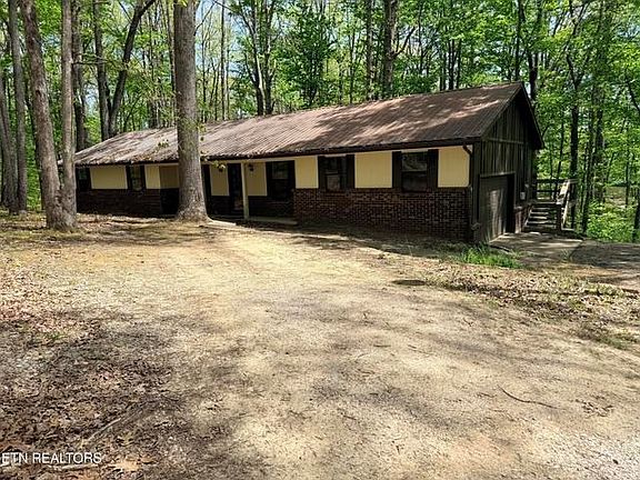 3rd image of 549 Yellow Cliff Estates Rd