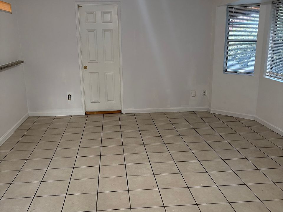 2nd image of 8139 Cacus St