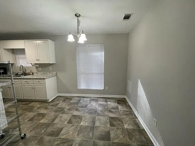 3114 Ocean Dr — Photo 9