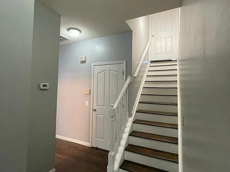 103 Lantana Ct — Photo 16