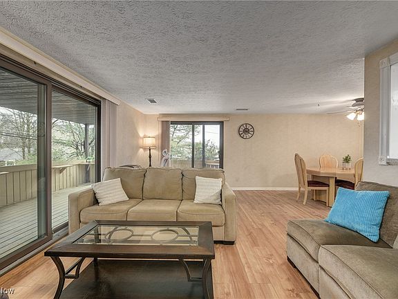 5th image of 6875 Carriage Hill Dr Unit E-57