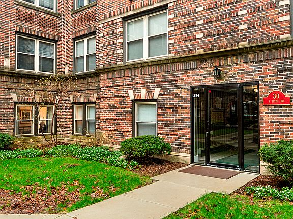 3rd image of 30 6th Ave APT Gf