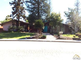 5201 Wingfoot Dr, Bakersfield, CA 93306