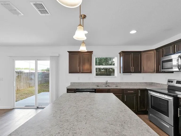 8105 Oden Ave — Photo 10
