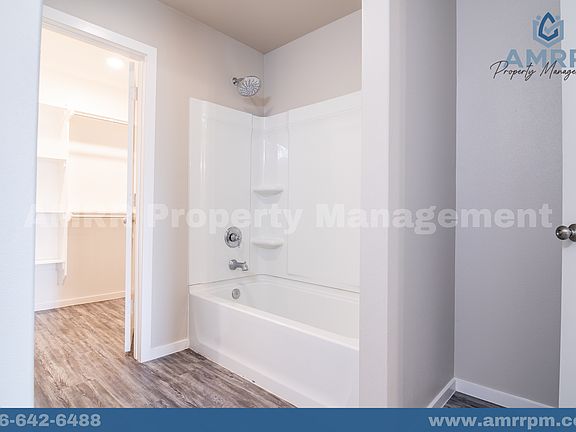 3rd image of 1903 Langford Ave #B
